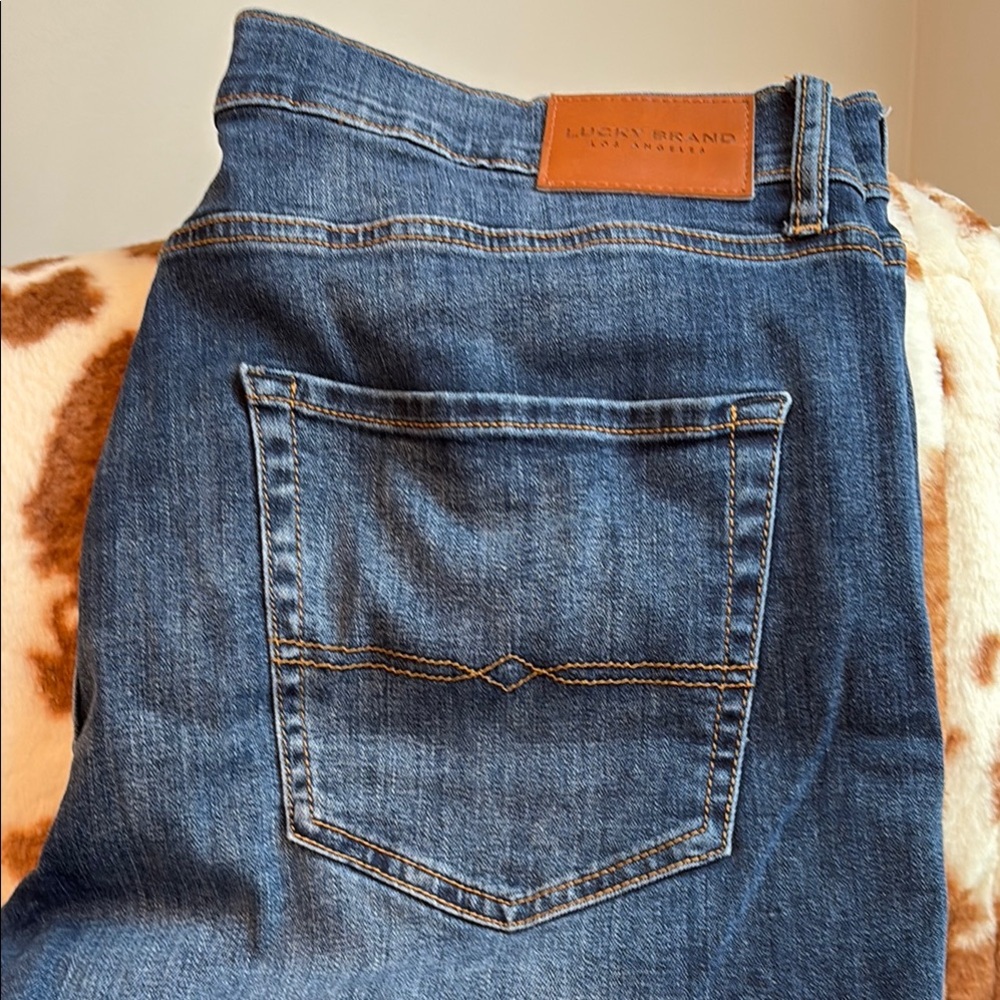 Lucky Brand Women's Blue Relaxed Jeans